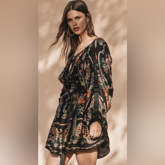 Anthropologie Dresses & Skirts - NWOT! Anthropologie boho silk dress. One size. Lace insert on sleeves.NEVER WORN